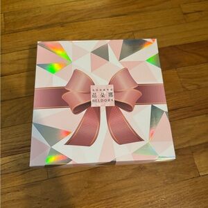 BELDORA Beauty 6 x Firming Hydrating Hyaluronic Acid Serum and lotion